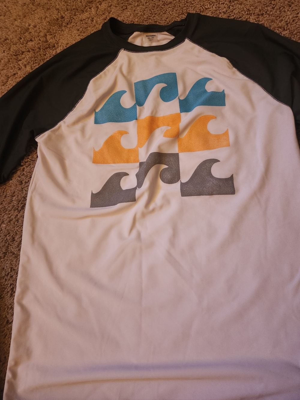 Old Navy Boys XXL White Rash Guard with Blue, Orange & Gray Wave Blocks